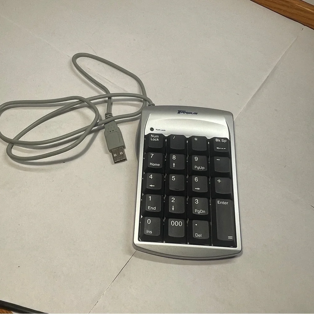 Targus Silver and Black USB Numeric Keypad